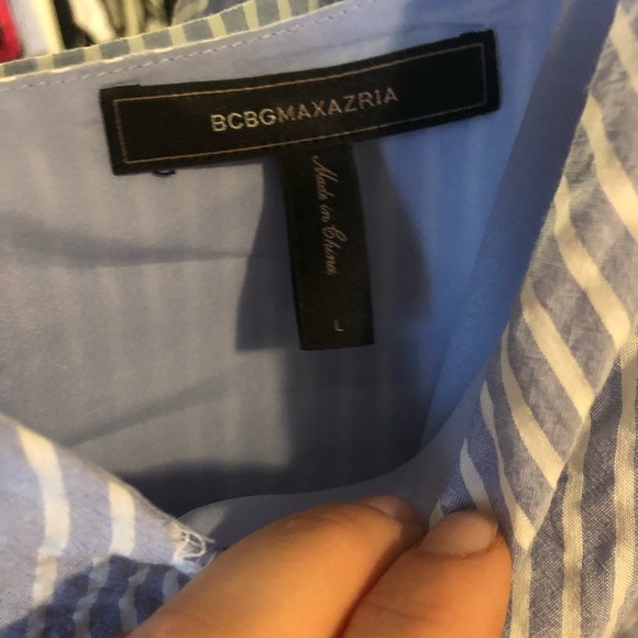 BCBG striped blue and white Camisole - Picture 2 of 4